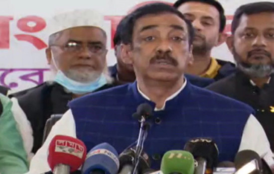 ‘আই অ্যাম এ সোলজার অব শেখ হাসিনা’