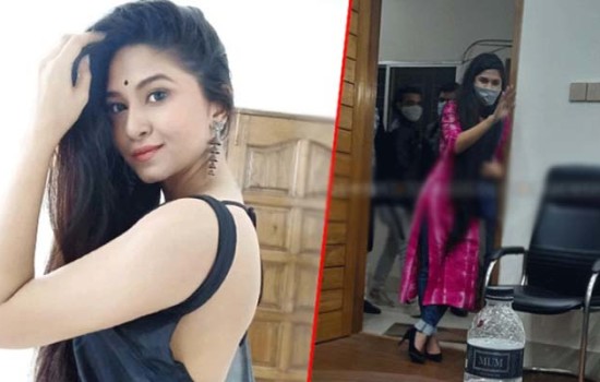 গভীর রাতে থানায় কি করছেন স্পর্শিয়া?