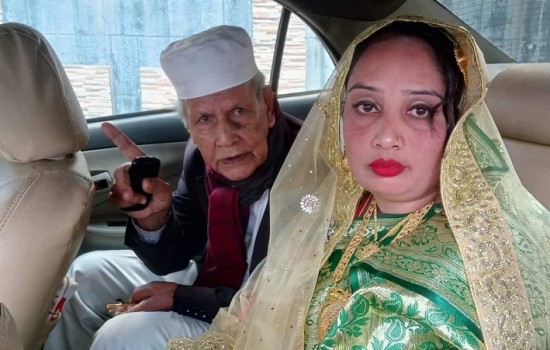৯০ বছর বয়সে বিয়ে করলেন প্রবীন আইনজীবী