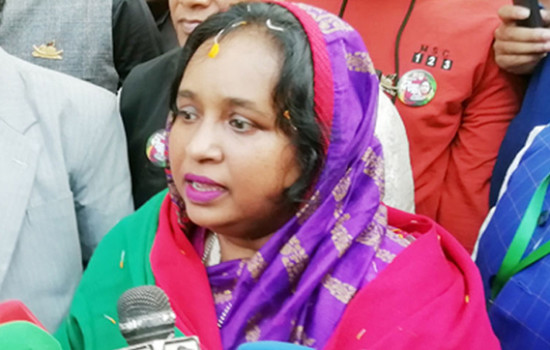 ‘নৌকার বিজয় নিশ্চিত’, ভোট দিয়ে বললেন আইভী