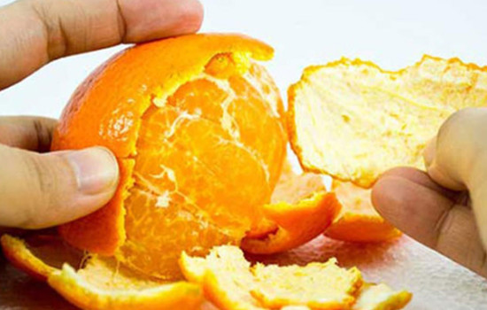 কমলার খোসায় জাদু!