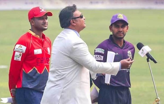 বিপিএলে উদ্বোধনী ম্যাচে ফিল্ডিংয়ে বরিশাল