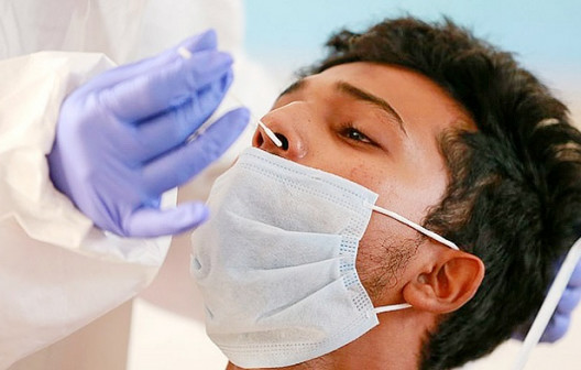 ২৪ ঘণ্টায় করোনায় আক্রান্ত লাফিয়ে ছাড়াল ২ হাজার