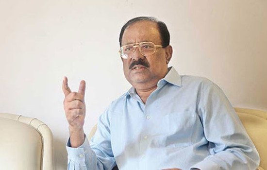 ফের আইসিইউতে নির্মাতা কাজী হায়াৎ