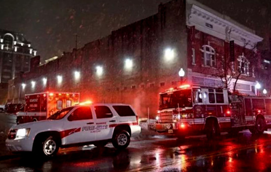 যুক্তরাষ্ট্রে ভয়ঙ্কর তুষারঝড়ের আঘাত, ৫ অঙ্গরাজ্যে জরুরি অবস্থা