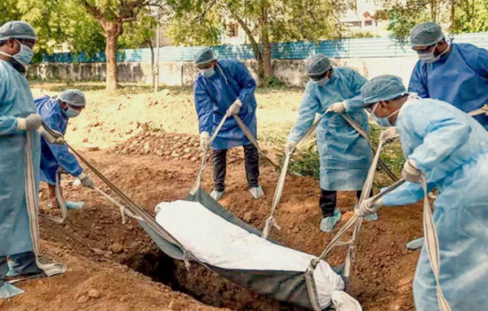 করোনায় মৃত্যু বেড়েছে, শনাক্ত ১০৯০৬