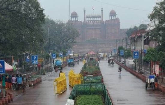 দিল্লিতে উঠছে কারফিউ