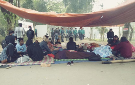 শাবিপ্রবিতে আন্দোলনরত শিক্ষার্থীদের ব্যাংকিং ও মেডিকেল সহায়তা বন্ধ