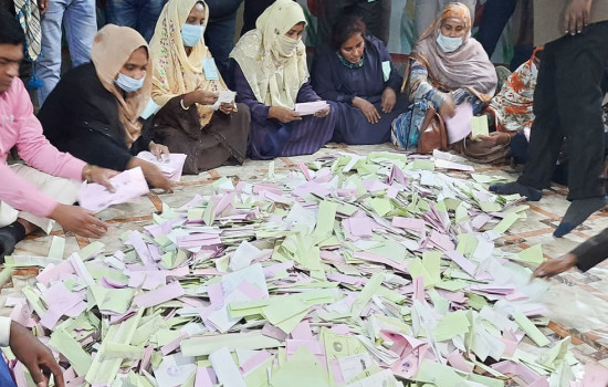 সপ্তম ধাপের ইউপি নির্বাচনে চেয়ারম্যান হলেন যারা