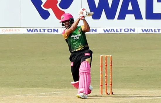 মাহমুদউল্লাহর ঝড়ে কুমিল্লার প্রথম হার