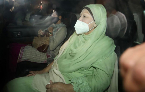 ফিরোজায় প্রথম দিন যেমন কাটালেন খালেদা জিয়া