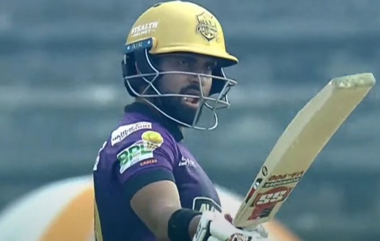 শামিমের ফিফটিতে চট্টগ্রামের লড়াকু সংগ্রহ