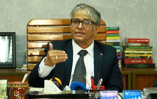 শহীদ মিনারে ফুল দিতে পারবে একত্রে সর্বোচ্চ ৫ জন: ঢাবি উপাচার্য