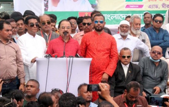 নির্বাচন কমিশনকে ‘ভাল’ বলা ব্যক্তিকে পাগলাগারদে দেওয়া উচিত: গয়েশ্বর