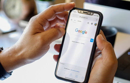 পুরুষরা যে ৫ জিনিস সবচেয়ে বেশি সার্চ করেন