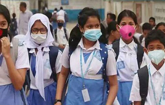 ক্লাসে ফিরলো প্রাথমিকের শিক্ষার্থীরা