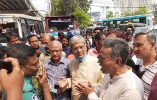 কালুরঘাট বেতার কেন্দ্রে যেতে ফখরুলকে বাধা