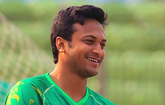 তিন সংস্করণেই বিসিবির চুক্তিতে থাকছেন সাকিব