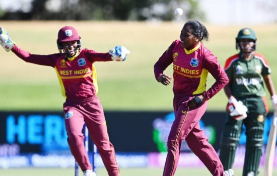 রোমাঞ্চ ছড়িয়ে হেরে গেল বাংলাদেশের মেয়েরা