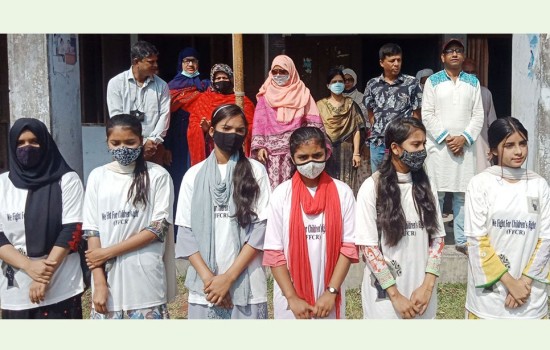 বাল্য বিয়ে না করার শপথ শিশুদের