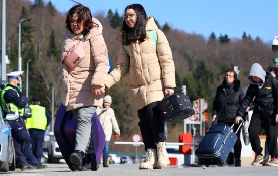 সেনা অভিযানে ইউক্রেনের ৩৩ লাখ মানুষ দেশ ছেড়েছে : জাতিসংঘ