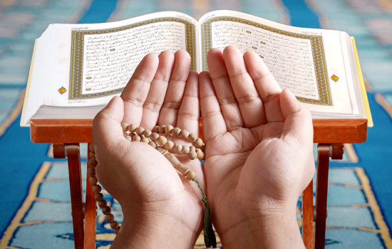 নবীজি (সা.) যে ৪ বিষয়ে আল্লাহর নিকট আশ্রয় চাইতেন