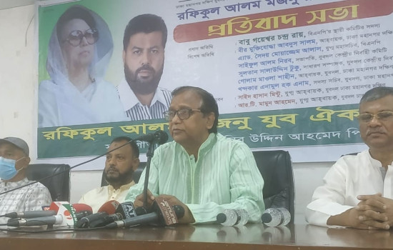 ‘মানুষ কীভাবে না খেয়ে মারা গেছে, আমরা দেখেছি’