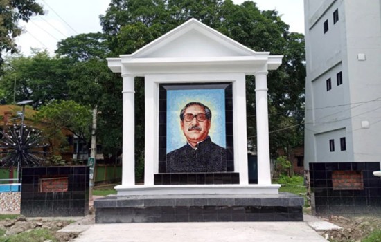 প্রতিটি ইউনিয়নে বঙ্গবন্ধুর ম্যুরাল স্থাপনে ডিসিদের নির্দেশ