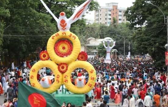 বাংলা একাডেমি প্রাঙ্গণে ১৪ দিনের বৈশাখী মেলা