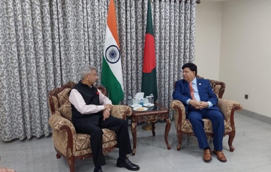 আব্দুল মোমেনের সঙ্গে বৈঠকে জয়শঙ্কর