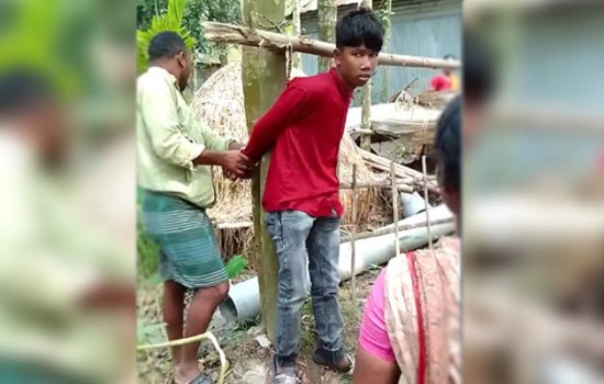 চুরির অভিযোগে কিশোরকে গাছে বেঁধে নির্যাতন