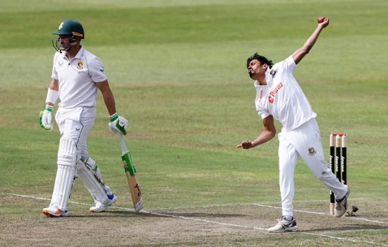 তাইজুলের নৈপুণ্যে স্বস্তিতে বাংলাদেশ