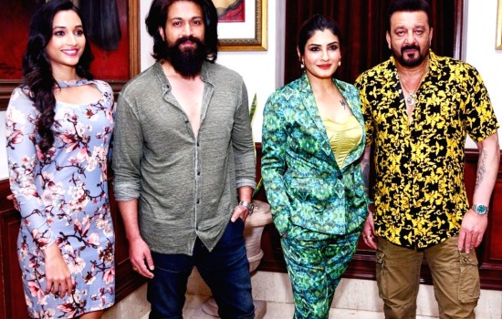 ‘কেজিএফ ২’ সিনেমায় কে কত পারিশ্রমিক পেলেন?