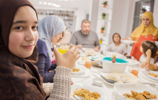 সবচেয়ে বেশি সময় ধরে রোজা রাখবে যে দেশের মানুষ