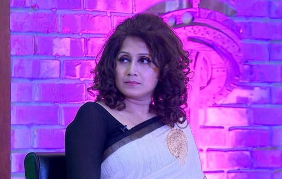 ঢাবি থেকে অবসর চাইলেন সামিয়া রহমান