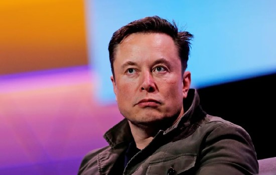 এবার কোকা-কোলা কিনব : ইলন মাস্ক