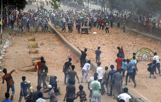 নিউমার্কেটে সংঘর্ষ: বিএনপি নেতা মকবুল গ্রেপ্তার