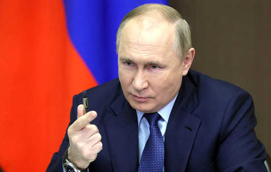 রাশিয়ার তেল বাদ দিয়ে টিকে থাকা অসম্ভব ব্যাপার : পুতিন