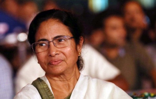 বাংলা অ্যাকাডেমি পুরস্কার পেলেন মমতা বন্দ্যোপাধ্যায়