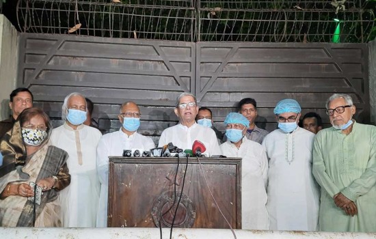 খালেদা জিয়ার সঙ্গে দেখা করলেন স্থায়ী কমিটির সদস্যরা