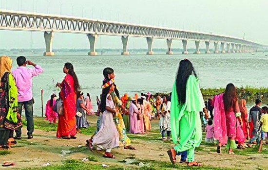 পদ্মা সেতুর টোল নির্ধারণ করে প্রজ্ঞাপন জারি