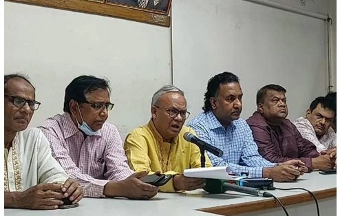 আলোর গতিতে দৌড়াচ্ছে নিত্য প্রয়োজনীয় জিনিসের দাম: রিজভী