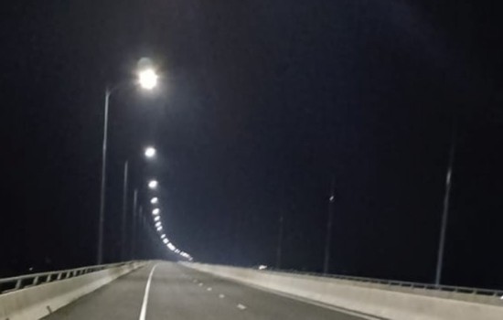 পদ্মা সেতুর ৪১৫ ল্যাম্পপোস্টে পরীক্ষামূলক বাতি জ্বলল