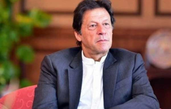 নির্বাচন ঘোষণা না করলে দেশে গৃহযুদ্ধ শুরু হবে : ইমরান খান