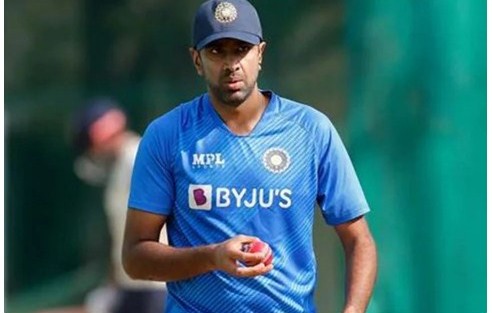 ইংল্যান্ডের বিমানে উঠতে পারেননি অশ্বিন