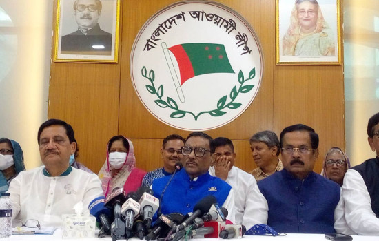 বিদেশ থেকে চিকিৎসক এনে খালেদার চিকিৎসা করুক, অসুবিধা নেই : কাদের