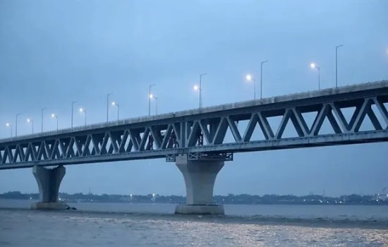 আলোকিত হলো পদ্মা সেতুর মাওয়া প্রান্ত