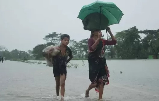 বন্যা নিয়ন্ত্রণ বাঁধ দিয়েও কেন বন্যা ঠেকানো যাচ্ছে না?
