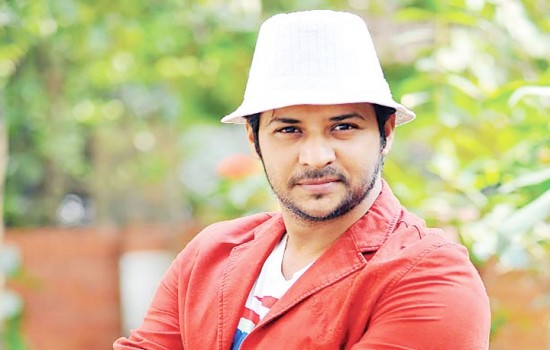 ‘অমানুষ’ সিনেমার টিকিট বিক্রির টাকা বন্যার্তদের দিচ্ছেন নিরব