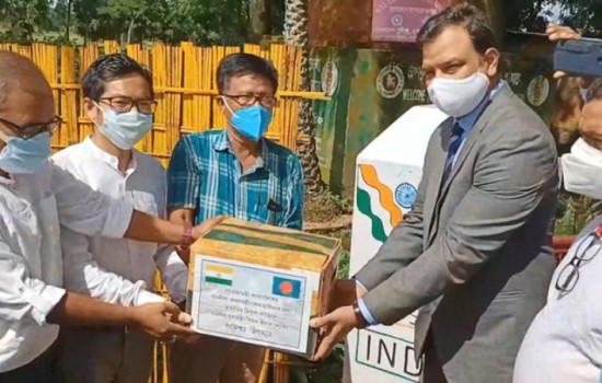 প্রধানমন্ত্রীর জন্য আনারস পাঠালেন ত্রিপুরার মুখ্যমন্ত্রী